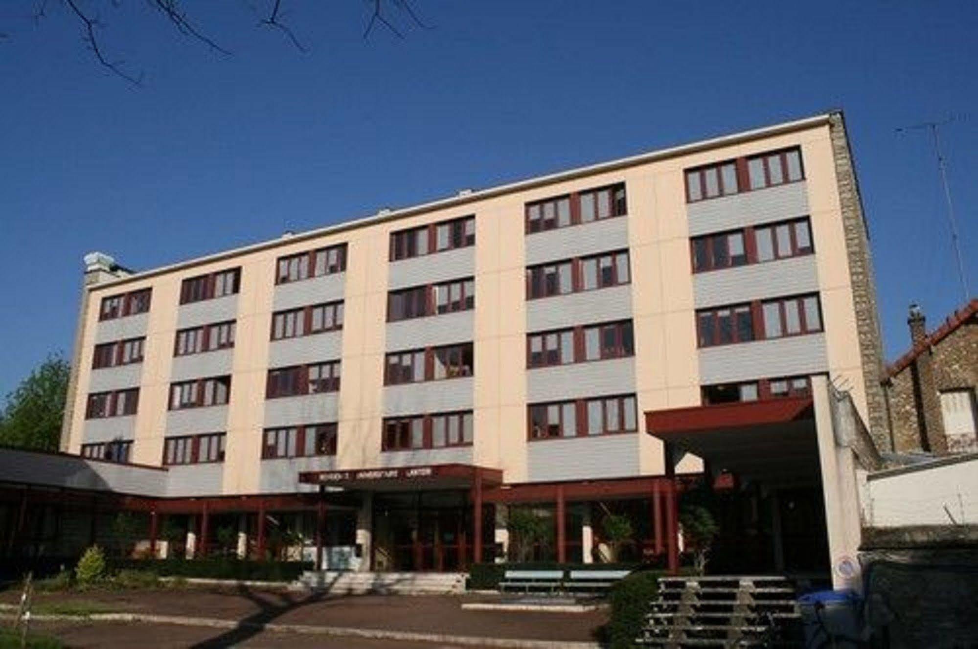 Residence Universitaire Lanteri Fontenay aux Roses Bagian luar foto