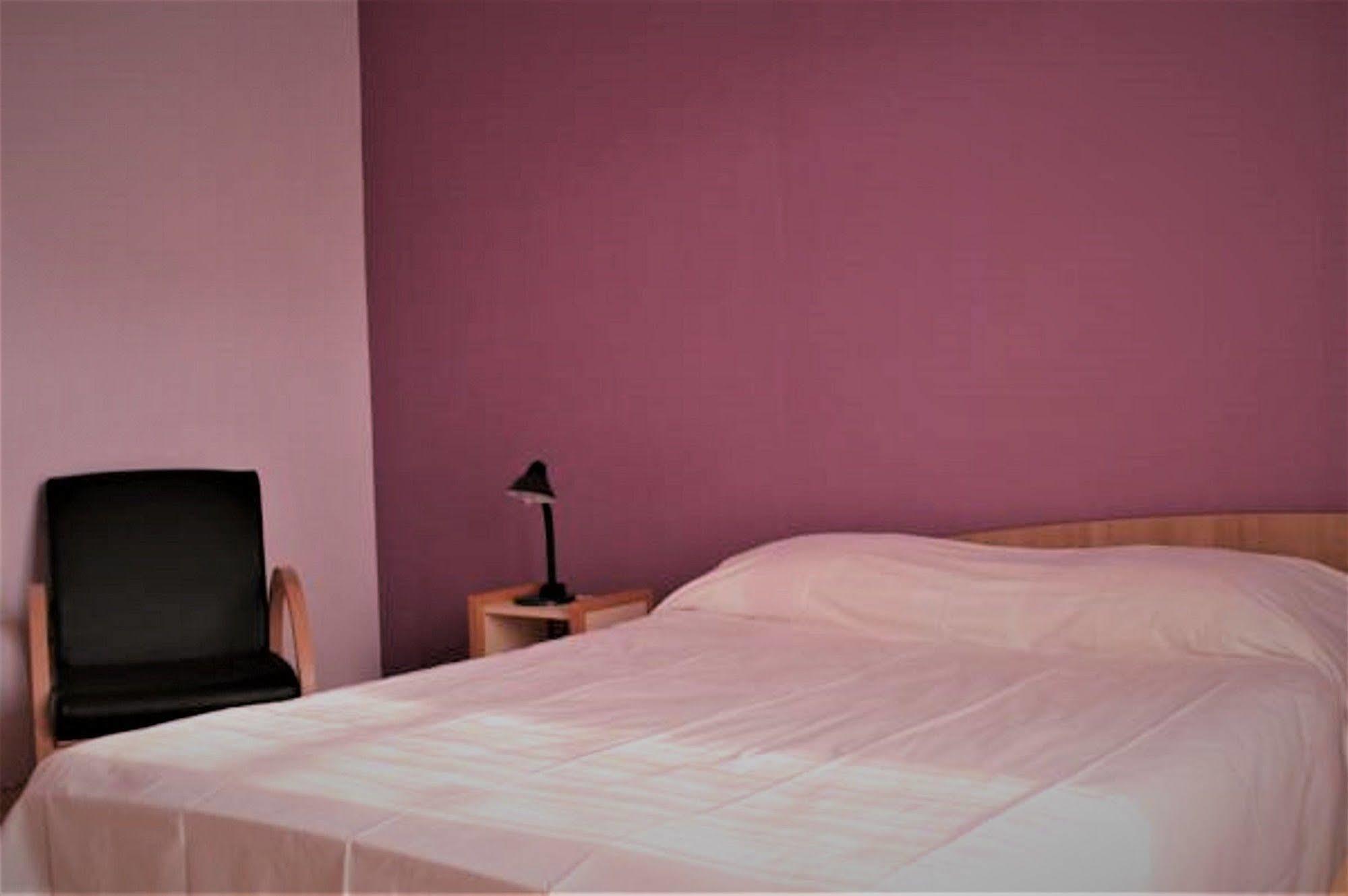 Residence Universitaire Lanteri Fontenay aux Roses Bagian luar foto