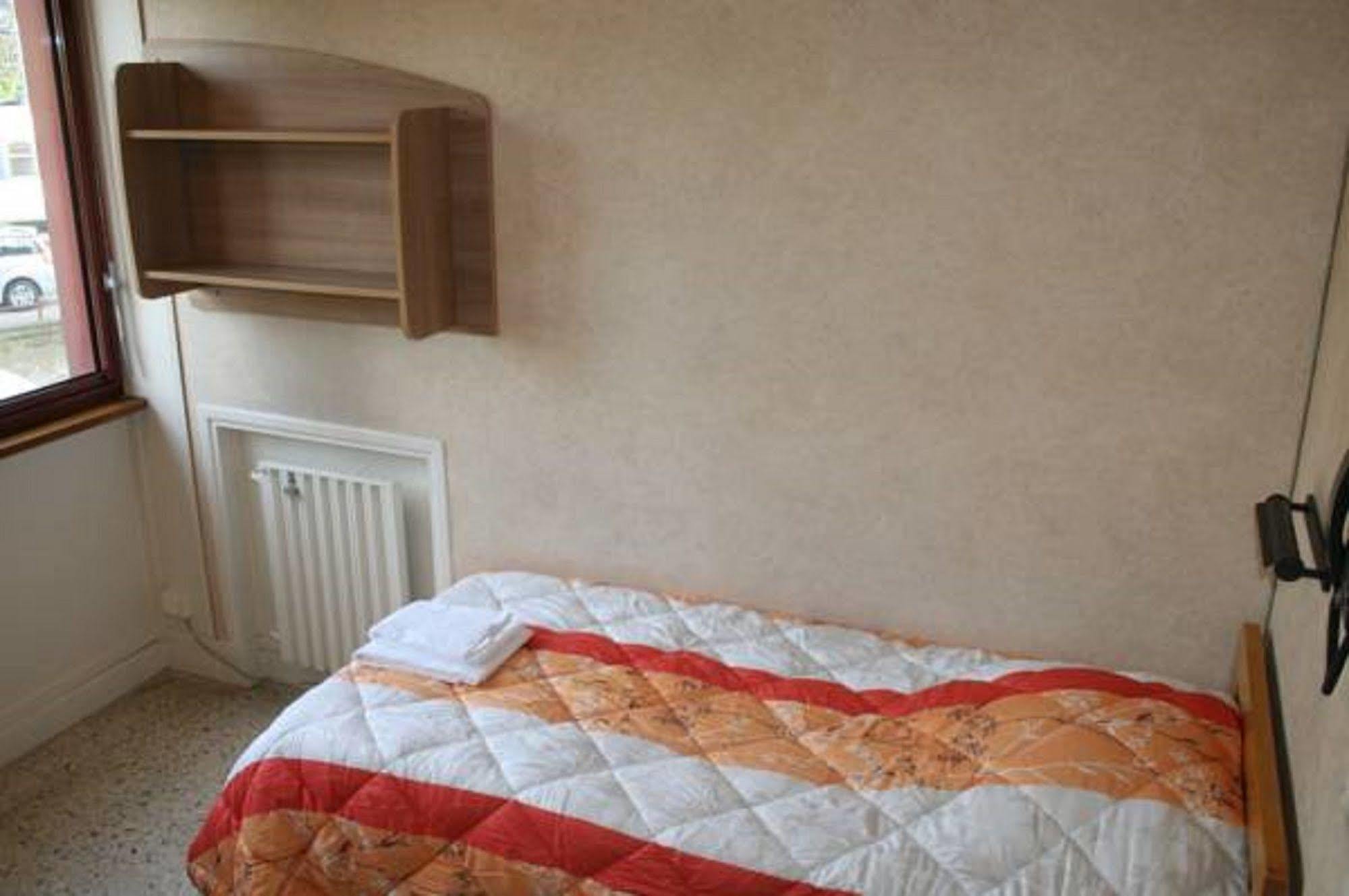 Residence Universitaire Lanteri Fontenay aux Roses Bagian luar foto