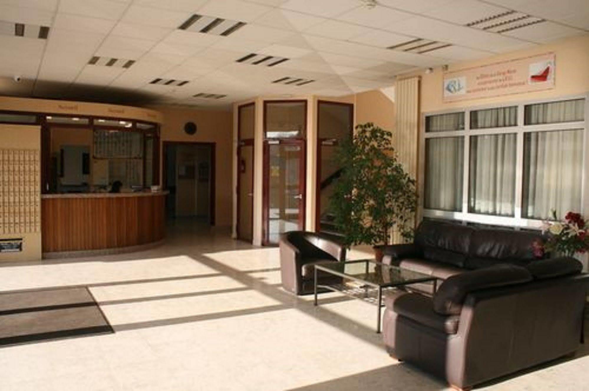 Residence Universitaire Lanteri Fontenay aux Roses Bagian luar foto