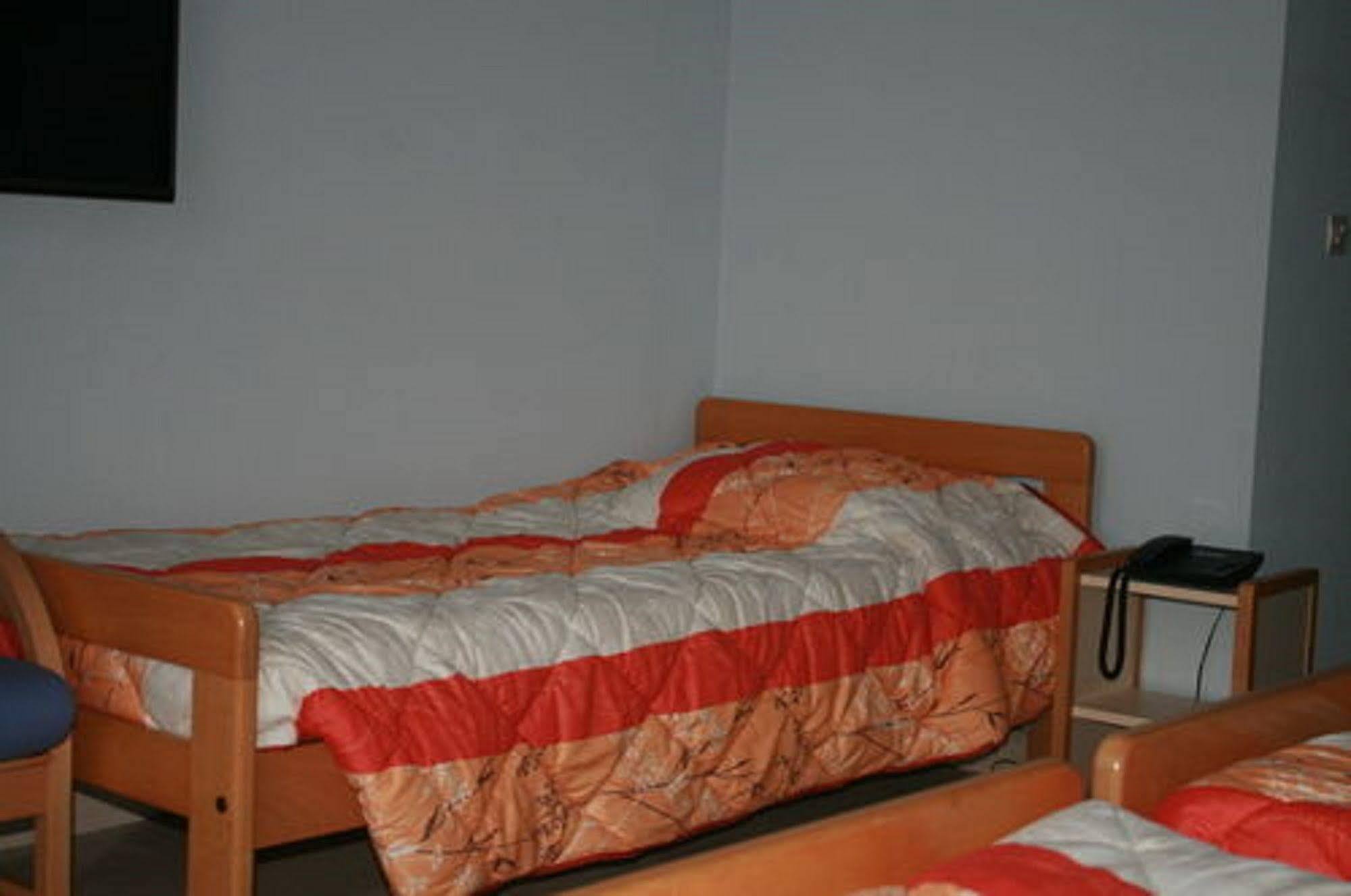 Residence Universitaire Lanteri Fontenay aux Roses Bagian luar foto